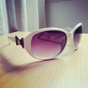 White Acrylic Sunglasses With Bows