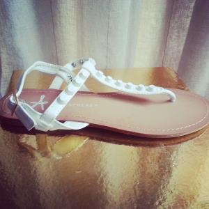 White Flat Studded Sandals Size 6 Us / 37 Eu / 4..