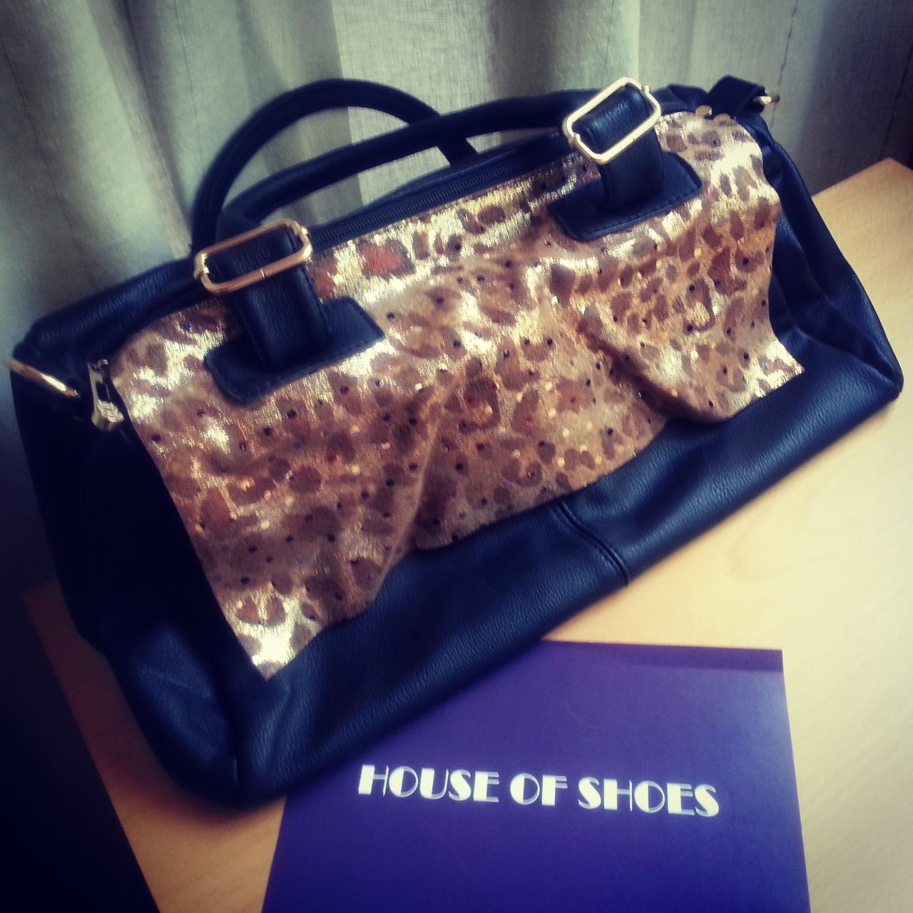 Bowling Bag In Black With Leopard Detail on Luulla