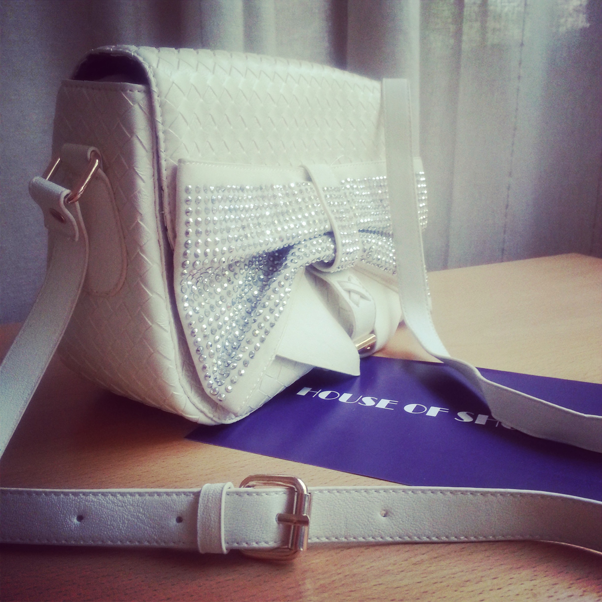 Cream Quilted Bag With Shiny Bow on Luulla